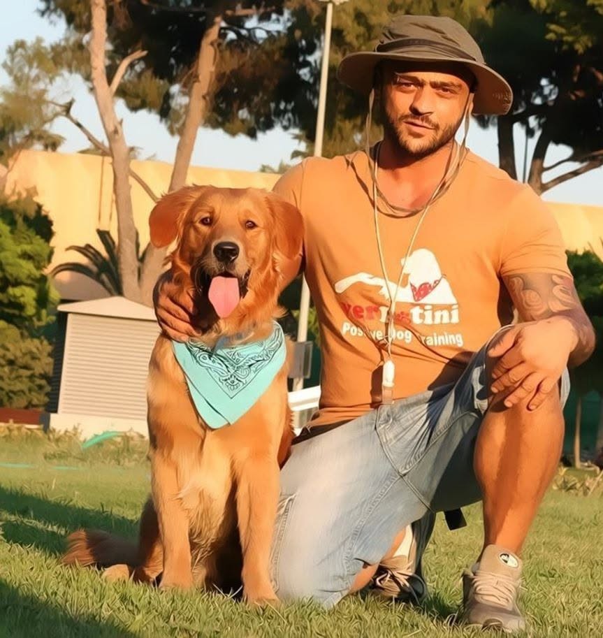 Köpek eğitmeni ve köpek davranış uzmanı Hakan Dinçer